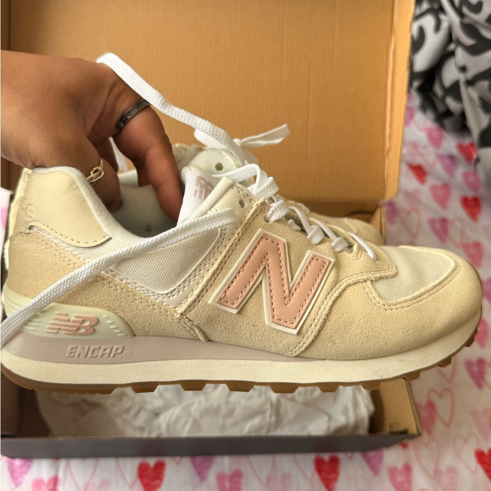 New Balance Cream with Pink Running Shoes